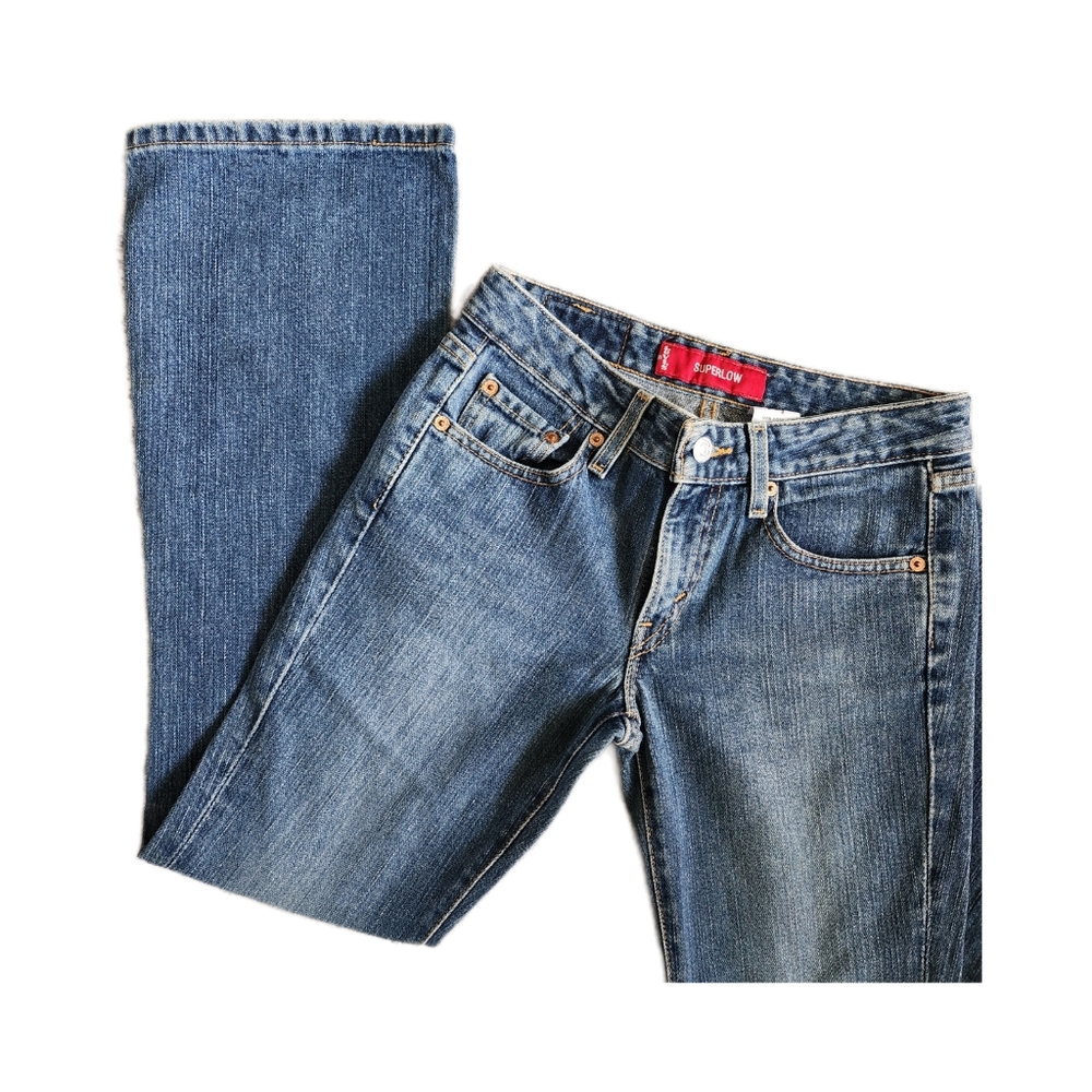 Super Low Rise Bootcut Levis - Picture 5 of 8